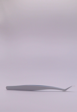 Load image into Gallery viewer, Sokawaii Magic Non Stick Tweezers🪄
