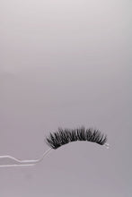 Load image into Gallery viewer, BABY DARK WISP 🍵 10-14mm 65pcs
