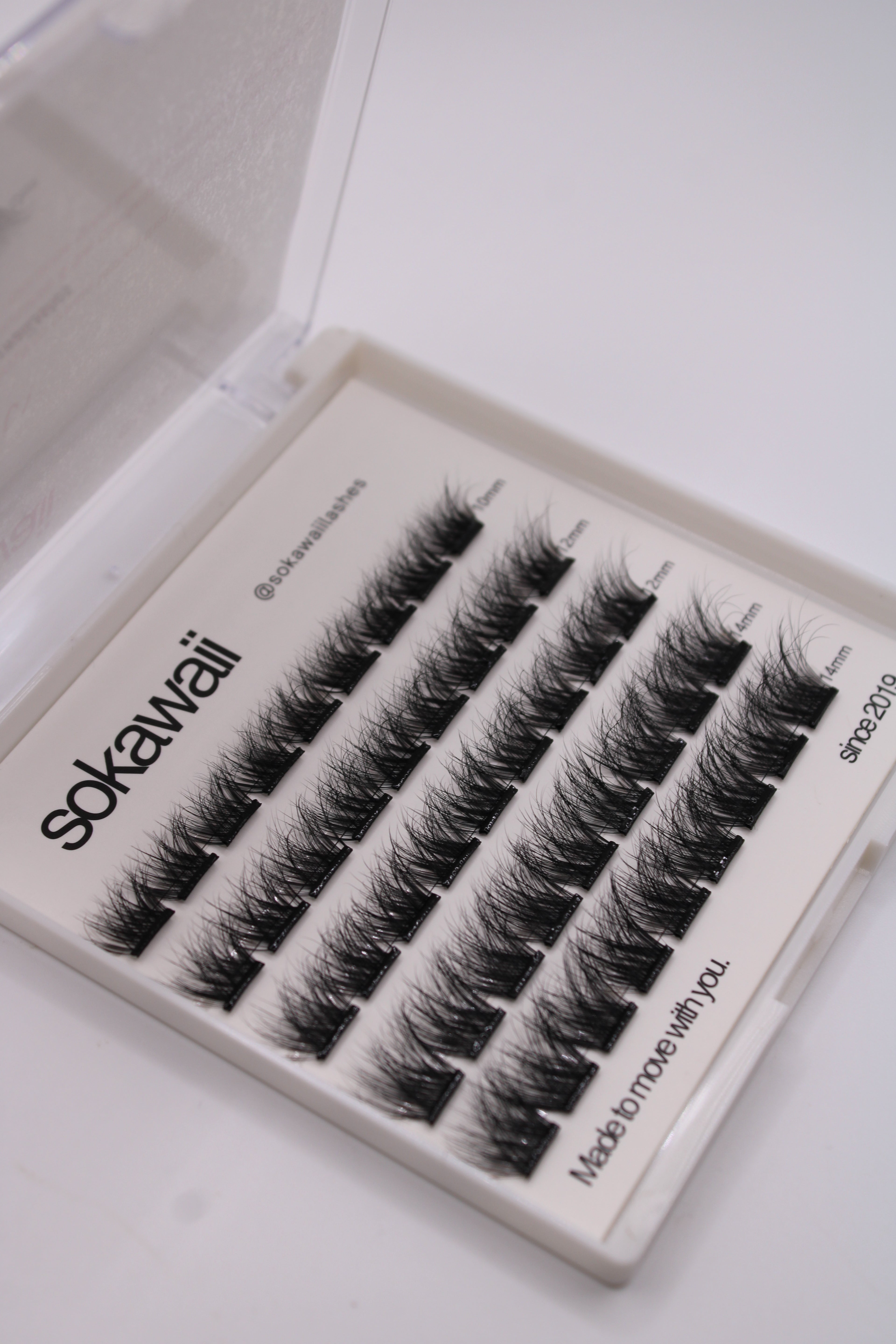 🍬☁️✨PRE GLUED HUNTER 🍬☁️✨(stick & go) 45 pieces lashes only